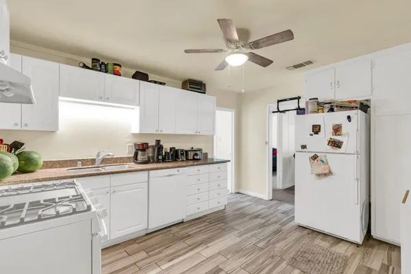 $999,888 | 4833 Kenneth Avenue, Fair Oaks, CA 95628