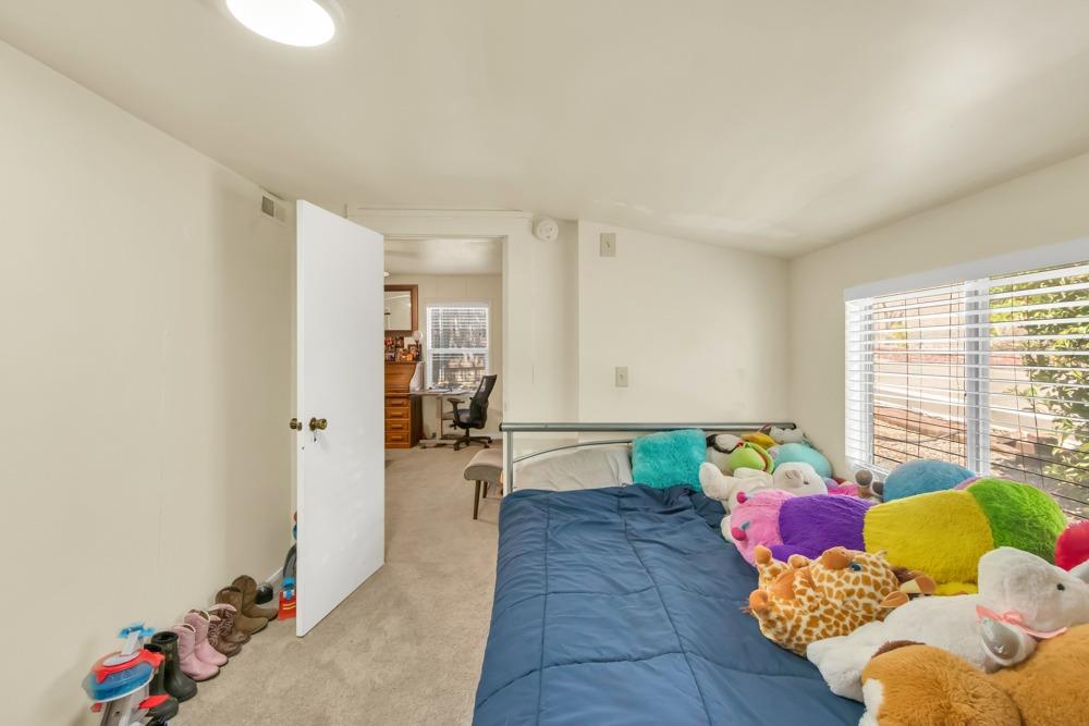 4833 Kenneth Avenue Fair Oaks, CA 95628 - Photo 34 of 40