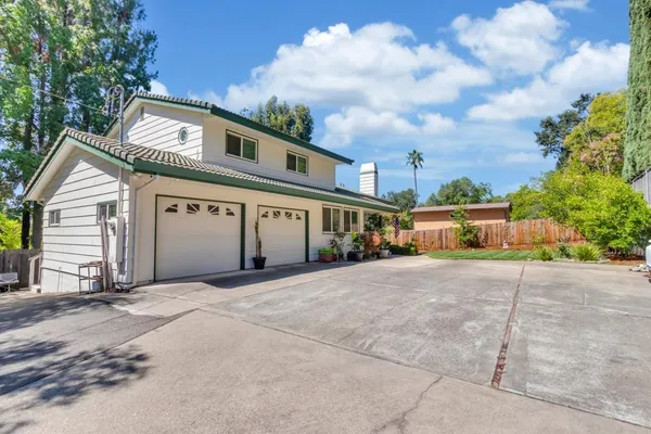 $999,888 | 4833 Kenneth Avenue, Fair Oaks, CA 95628