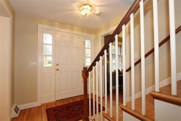 6 Old Coach Road Sudbury, MA 01776 - Photo 6 of 25 Gallery Image 6