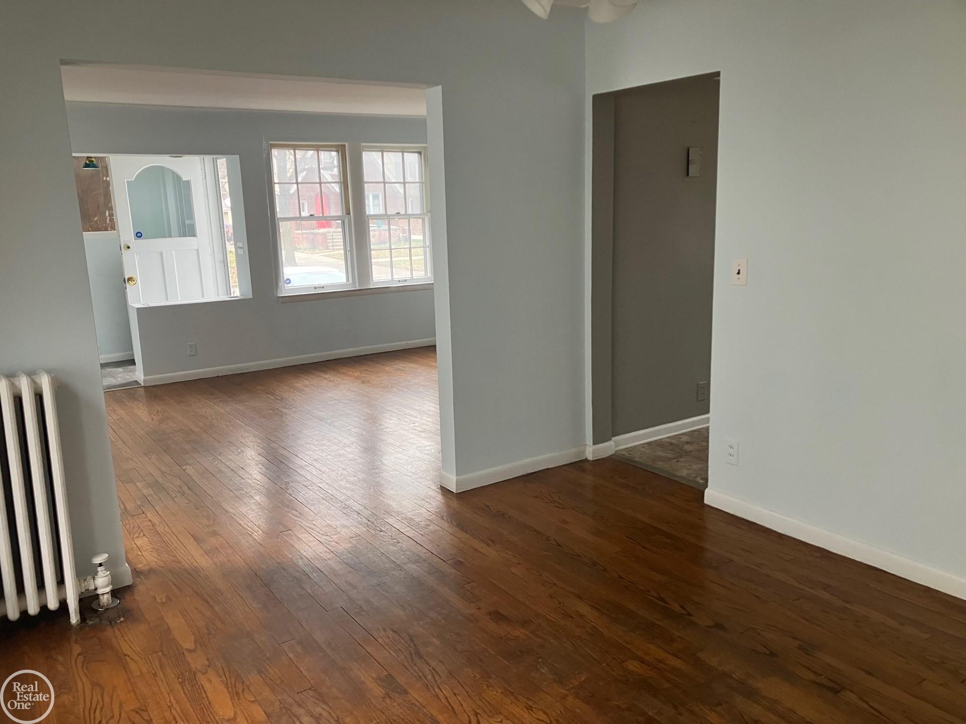 896 Rivard Boulevard Grosse Pointe, MI 48230 - Photo 13 of 21