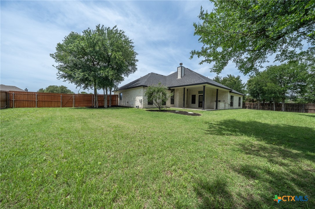 2892 Beulah Boulevard Belton, TX 76513 - Photo 34 of 47 a front view of a house with yard and green space
