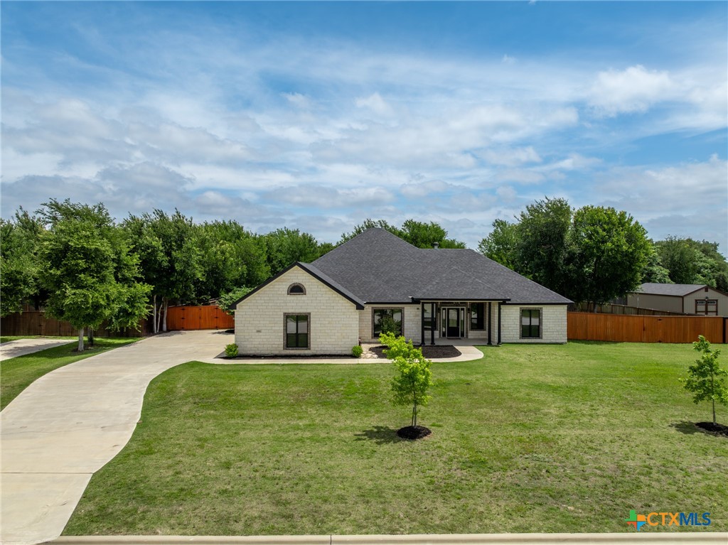 2892 Beulah Boulevard Belton, TX 76513 - Photo 46 of 47 a house with green field in front of it
