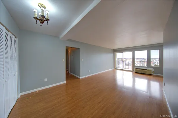 $689,000 | 235 West Park Avenue, Unit 403, Long Beach, NY 11561