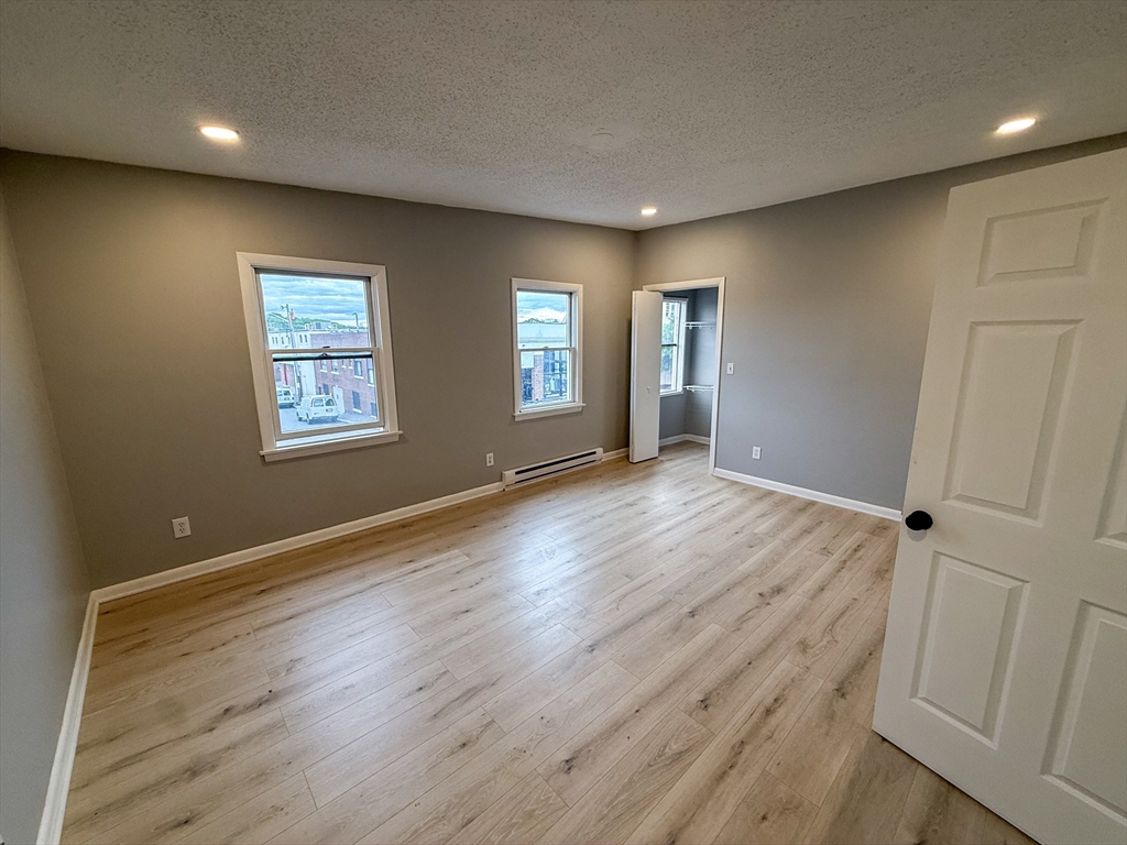 277 Rantoul Street, Unit 2 Beverly, MA 01915 - Photo 9 of 10