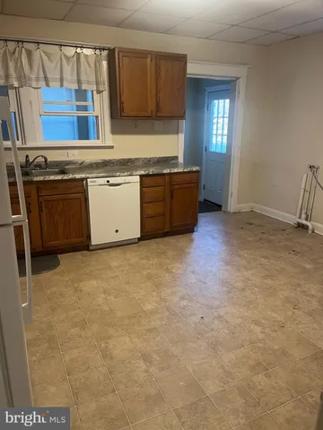 $1,450 | 17830 Sherman Avenue, Hagerstown, MD 21740