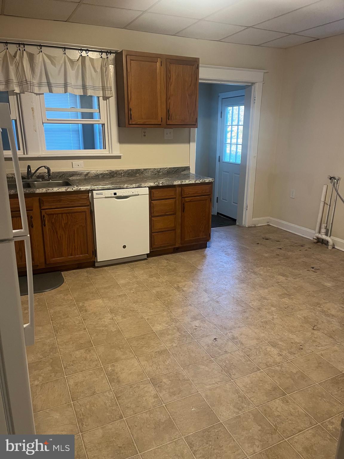 17830 Sherman Avenue Hagerstown, MD 21740 - Photo 6 of 18 a view of a kitchen with a sink