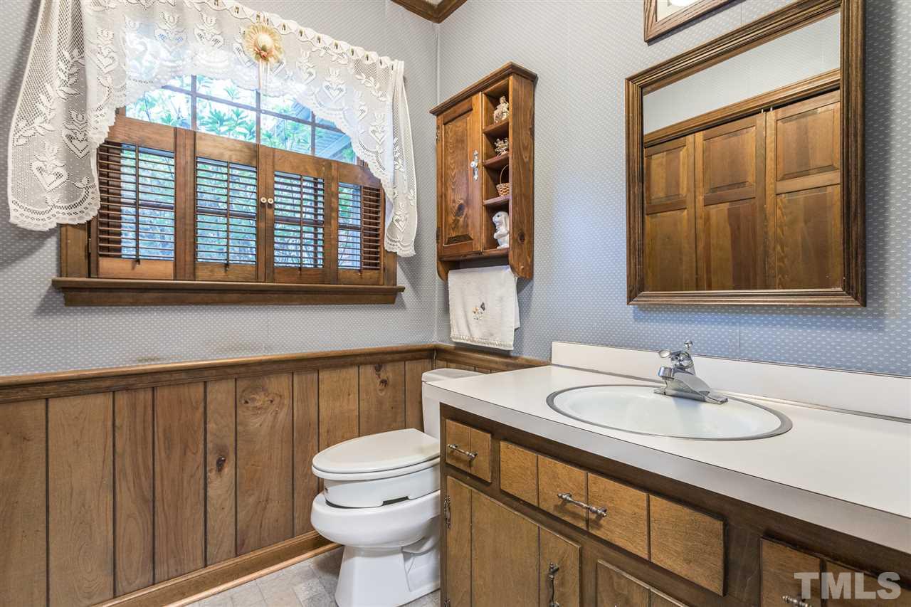 4313 Oak Park Road Raleigh, NC 27612 - Photo 15 of 30