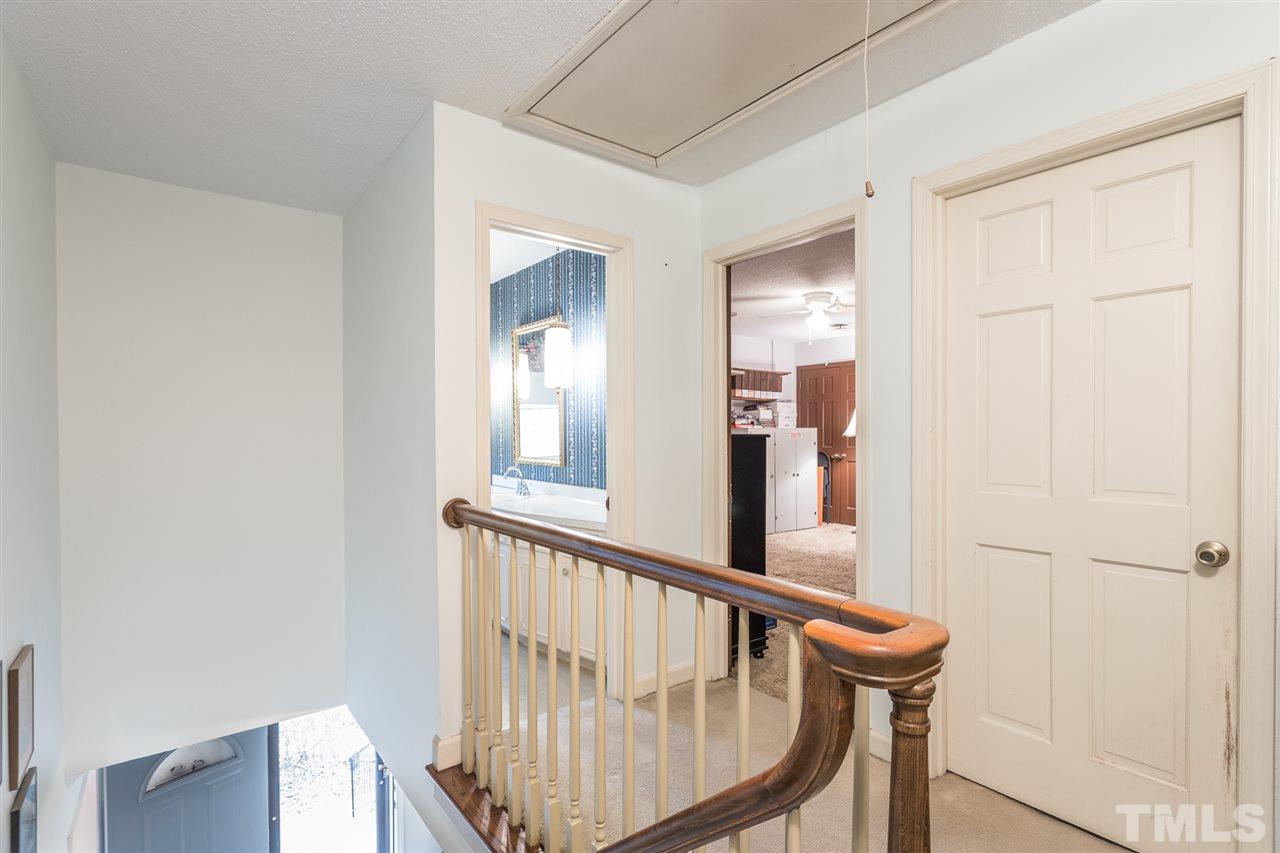 4313 Oak Park Road Raleigh, NC 27612 - Photo 17 of 30