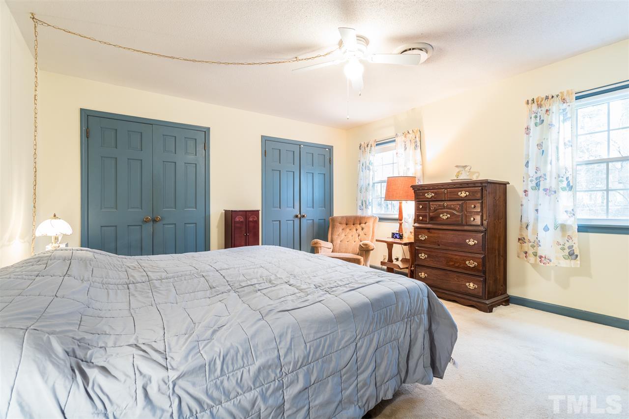 4313 Oak Park Road Raleigh, NC 27612 - Photo 19 of 30