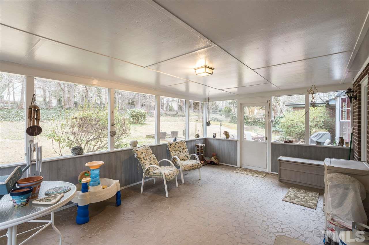 4313 Oak Park Road Raleigh, NC 27612 - Photo 26 of 30
