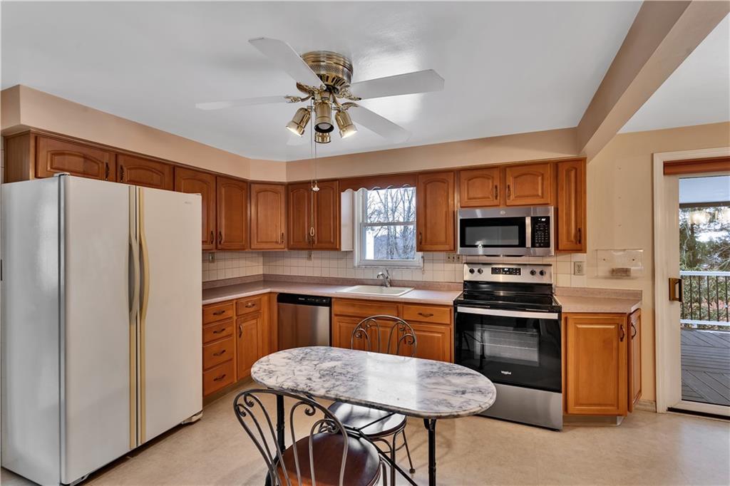 2 Hallmark Drive Pittsburgh, PA 15235 - Photo 10 of 32 13x12 Kitchen with Brand New Dishwasher and Plenty of Room for Small Table or Movable Island.