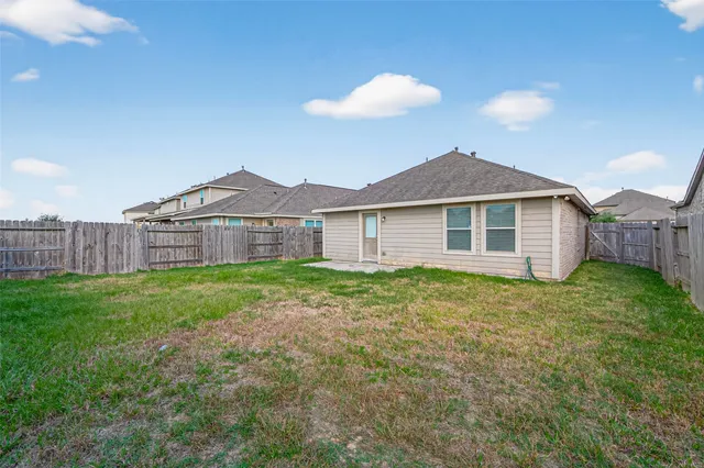 $1,750 | 23764 Via Maria Drive, New Caney, TX 77357