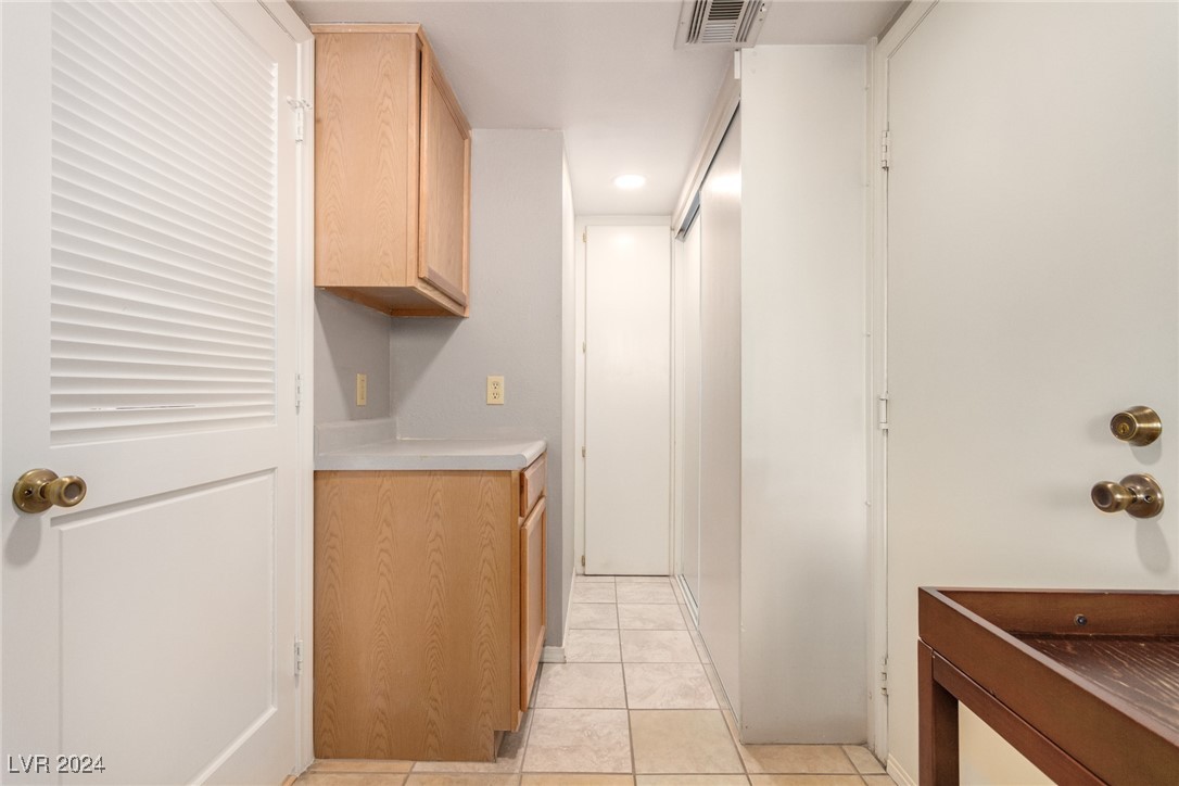 130 Weatherstone Drive Henderson, NV 89074 - Photo 17 of 34