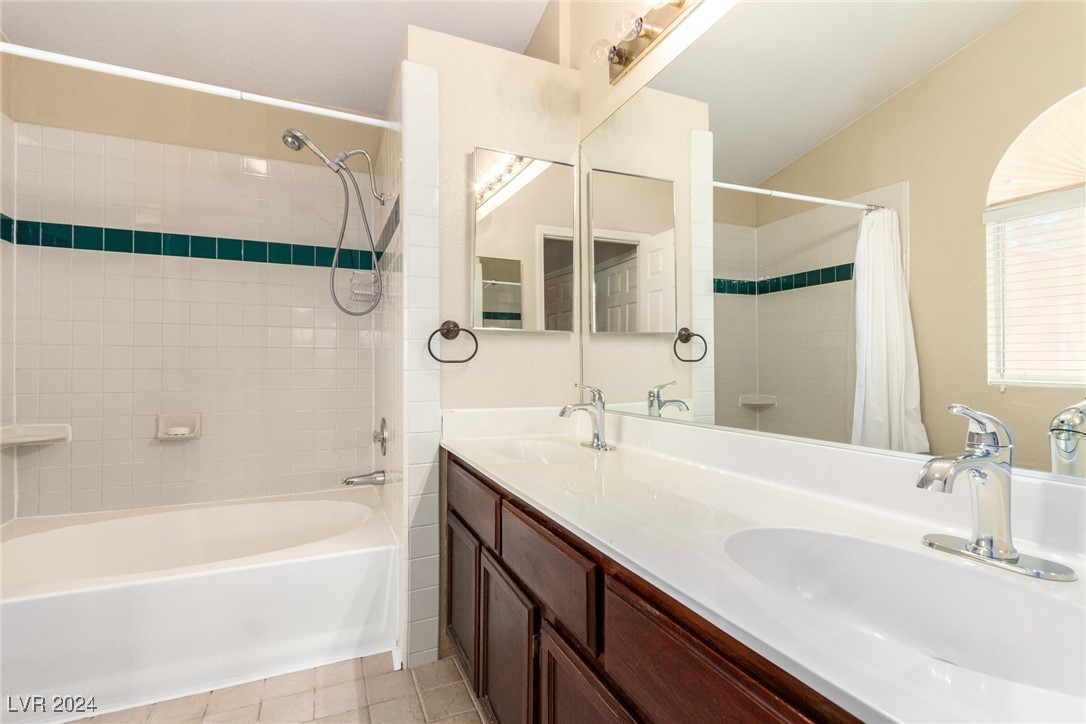 130 Weatherstone Drive Henderson, NV 89074 - Photo 21 of 34