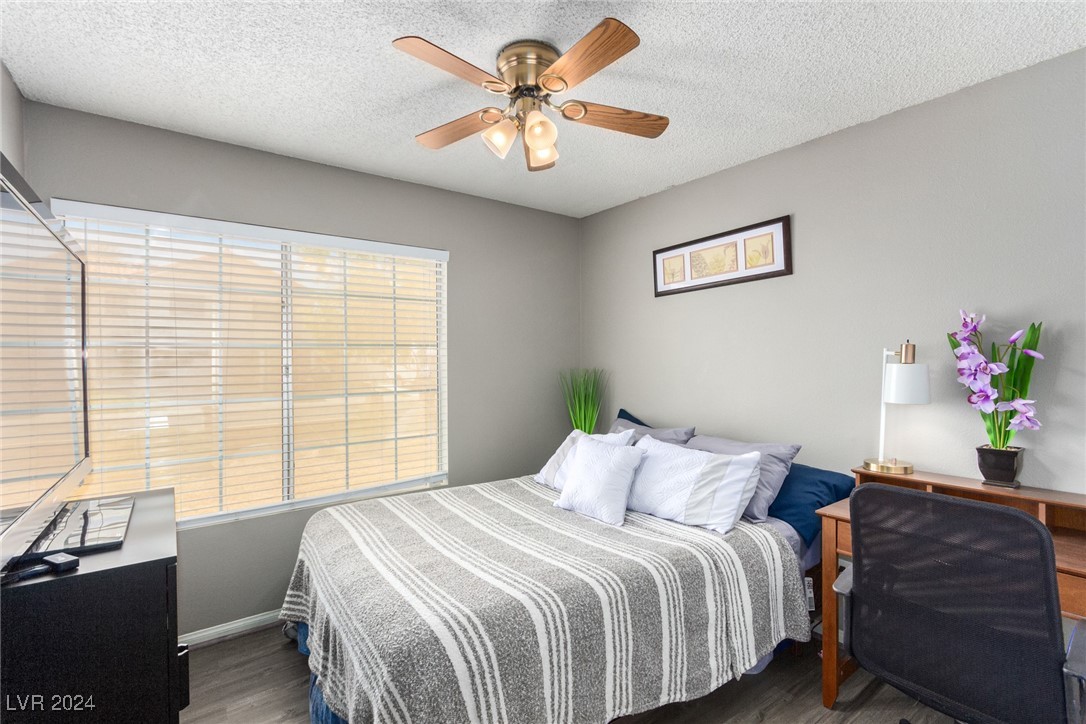 130 Weatherstone Drive Henderson, NV 89074 - Photo 22 of 34