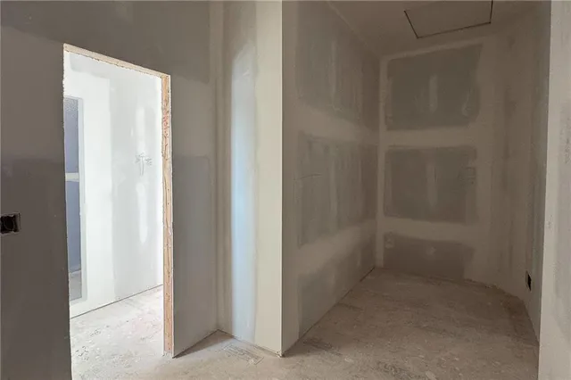 $749,835 | 21901 West 99th Terrace, Lenexa, KS 66220