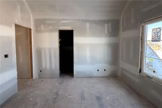 $749,835 | 21901 West 99th Terrace, Lenexa, KS 66220