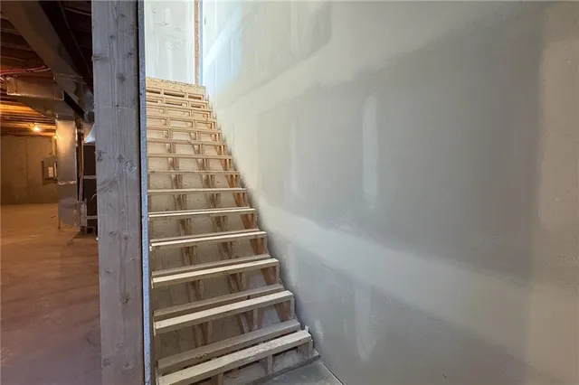 $749,835 | 21901 West 99th Terrace, Lenexa, KS 66220