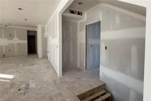 $749,835 | 21901 West 99th Terrace, Lenexa, KS 66220