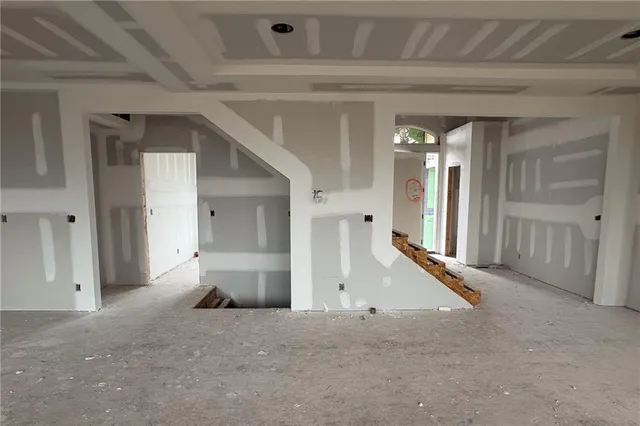 $749,835 | 21901 West 99th Terrace, Lenexa, KS 66220