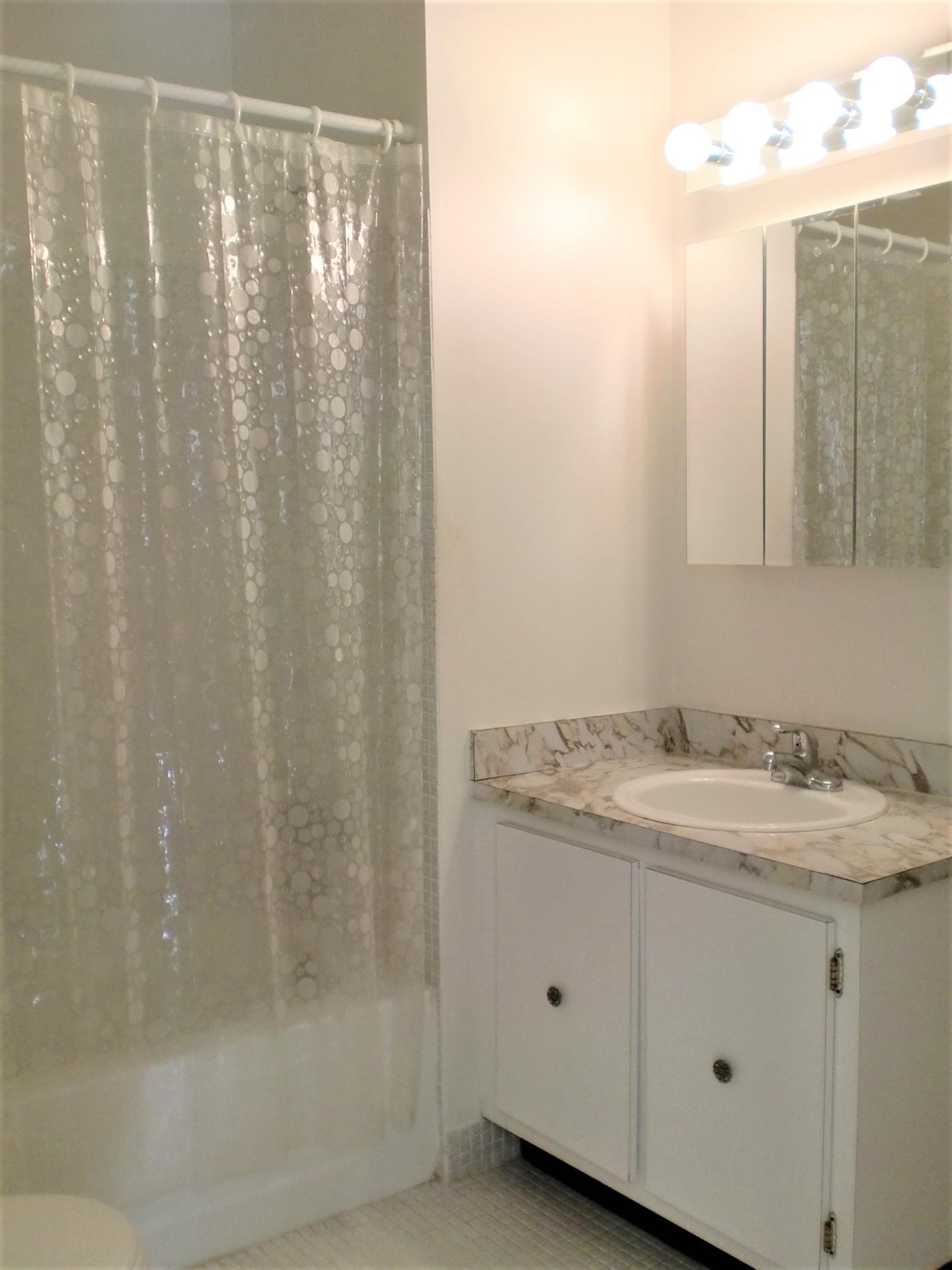 8732 Bella Vista Drive Boca Raton, FL 33433 - Photo 9 of 16 BATH
