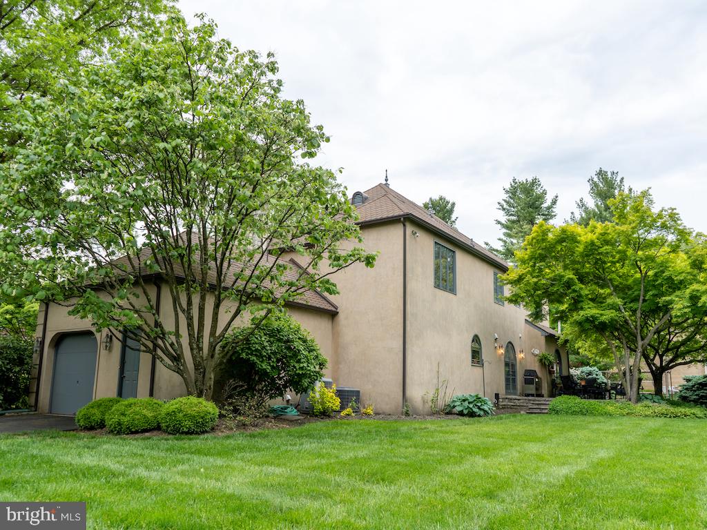 1170 Mill Rd Circle Rydal, PA 19046 - Photo 53 of 74
