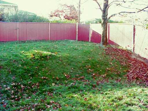 11 Robinhood Road Green Tree, PA 15220 - Photo 2 of 8 Gallery Image 2