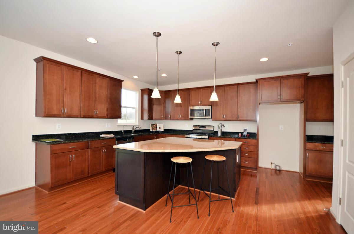 11928 Bluestone Road Kingsville, MD 21087 - Photo 3 of 29 Kitchen