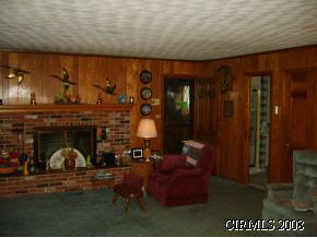1030 Lexington Road Marion, IN 46952 - Photo 5 of 6 Gallery Image 5