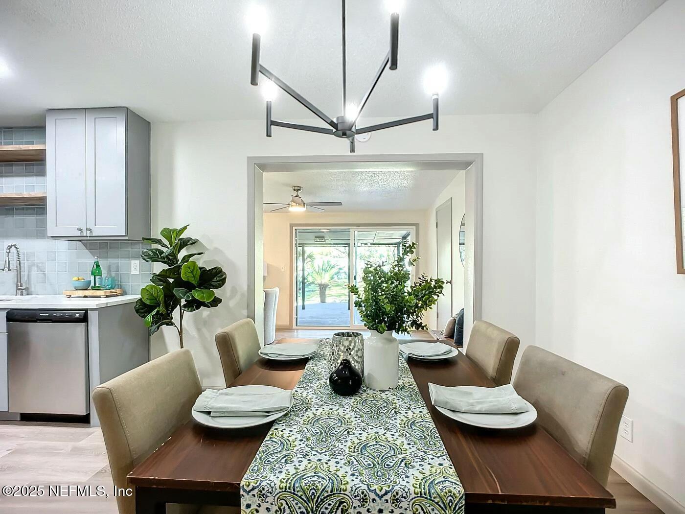 7446 Spinola Road Jacksonville, FL 32217 - Photo 8 of 24 tempImage6G2mqB