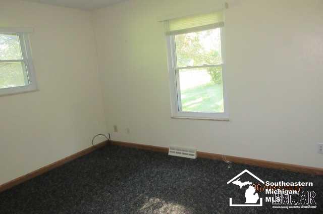 5786 Wells Road Petersburg, MI 49270 - Photo 11 of 20 21339779-10.JPG