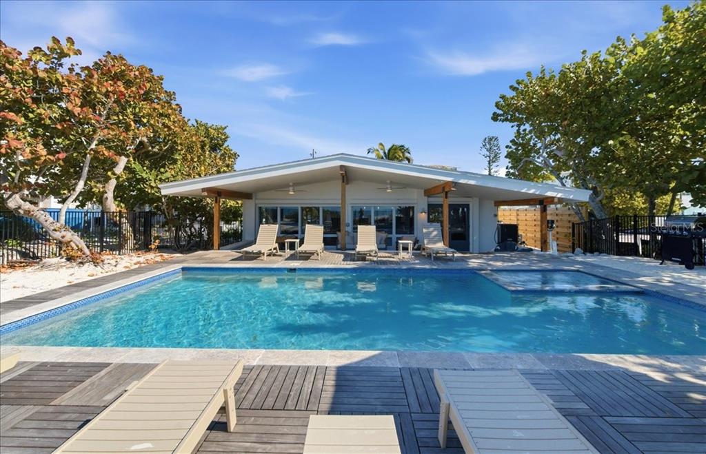 102 Tuna Street Anna Maria, FL 34216 - Photo 62 of 73