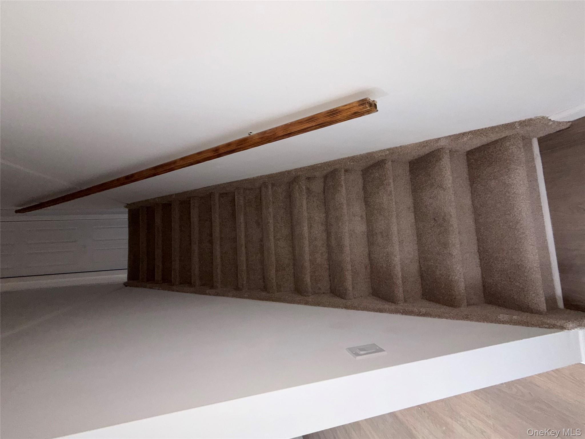 182 Lexington Road Shirley, NY 11967 - Photo 14 of 16