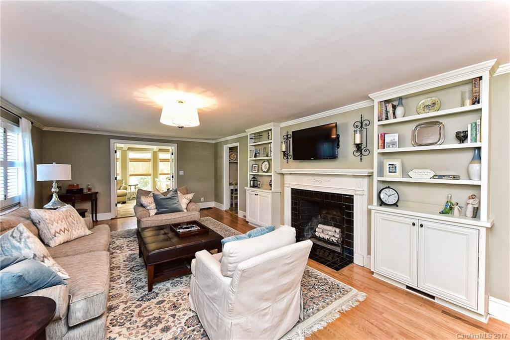5911 Creola Road Charlotte, NC 28270 - Photo 2 of 24 Gallery Image 2