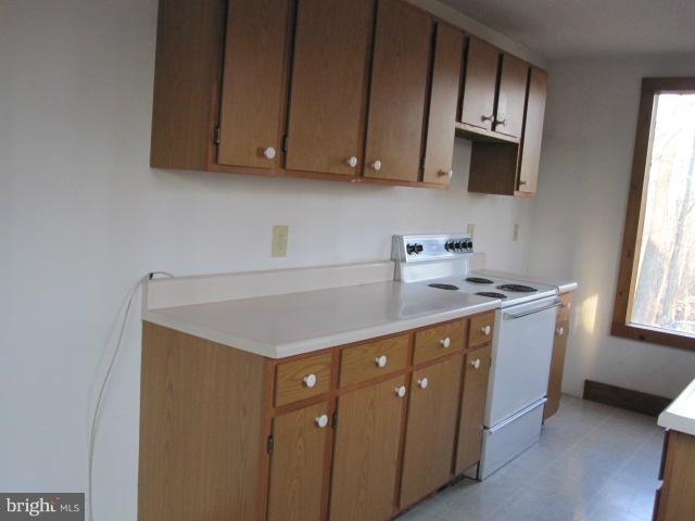 358 Getaway Road Hedgesville, WV 25427 - Photo 15 of 23 Kitchen view 2