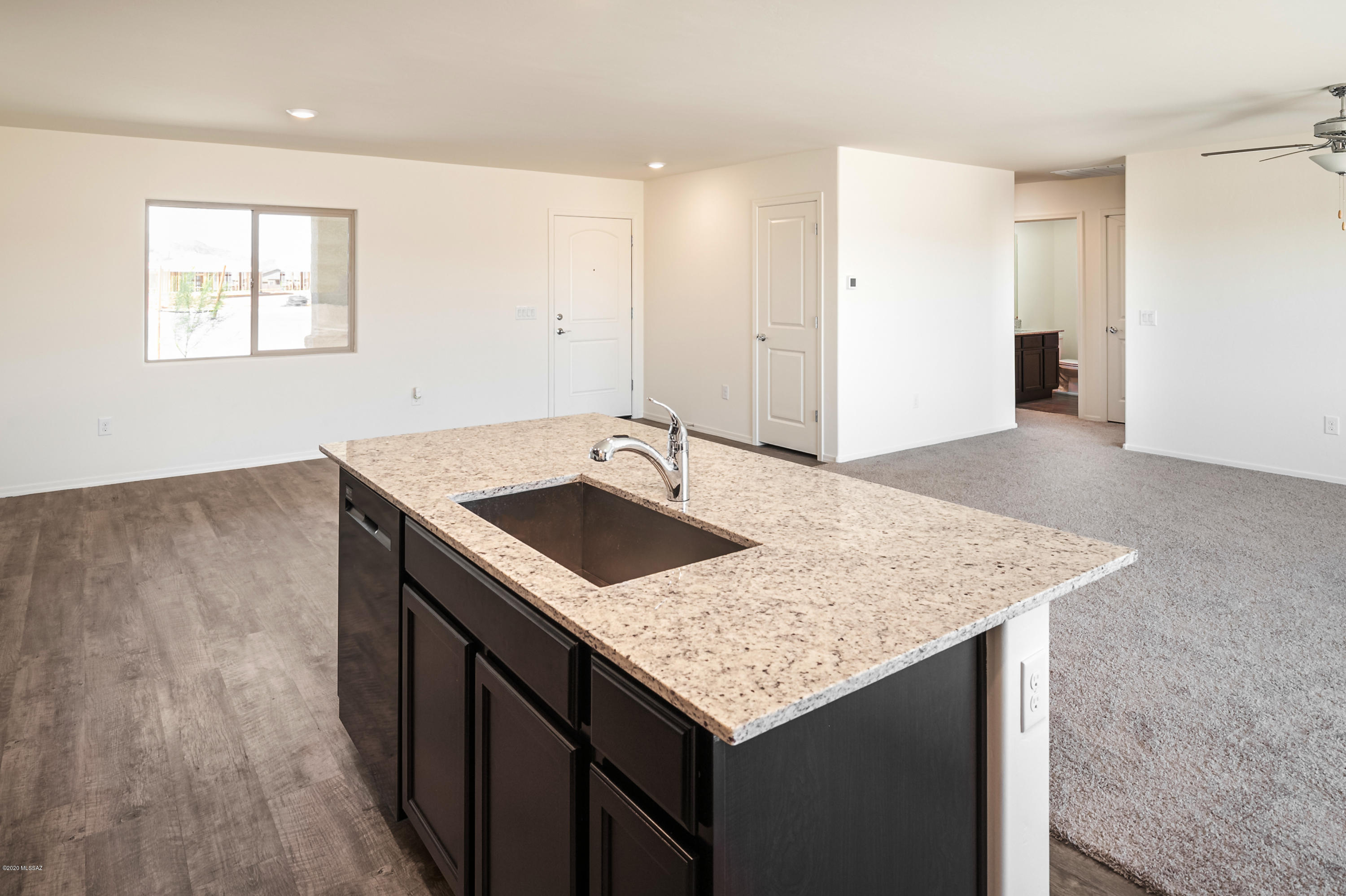 7037 South Draper Road Tucson, AZ 85757 - Photo 5 of 6 Gallery Image 5