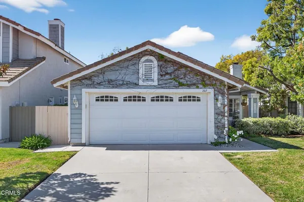 $829,000 | 207 Camino Leon, Camarillo, CA 93012