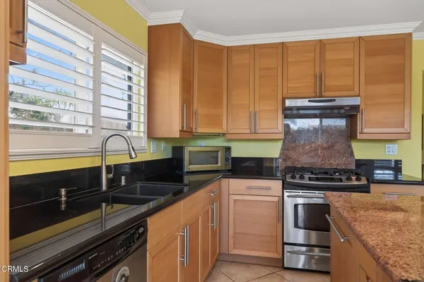 $829,000 | 207 Camino Leon, Camarillo, CA 93012