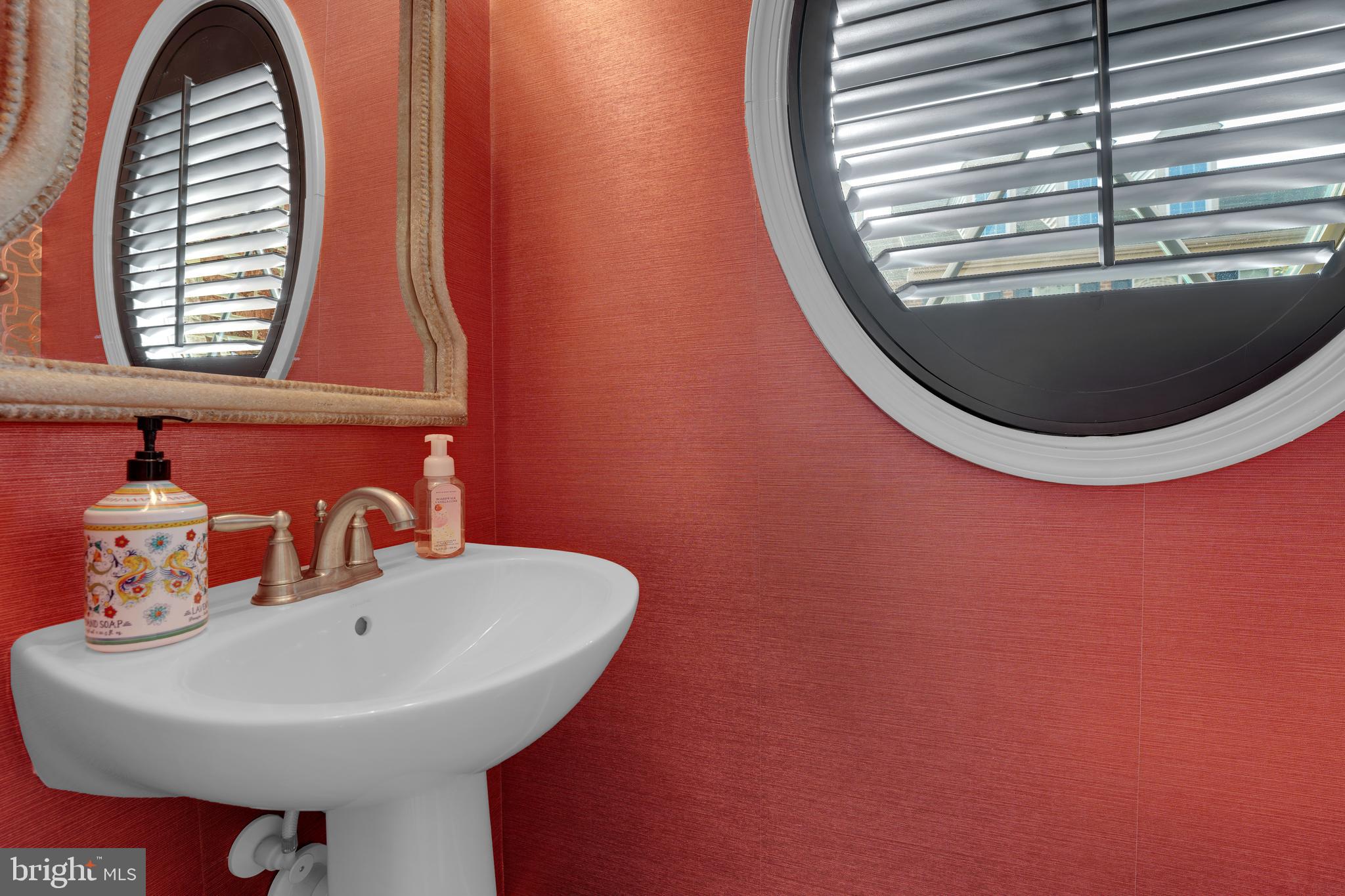 2466 Baldwin Crescent Northeast Washington, DC 20018 - Photo 18 of 58