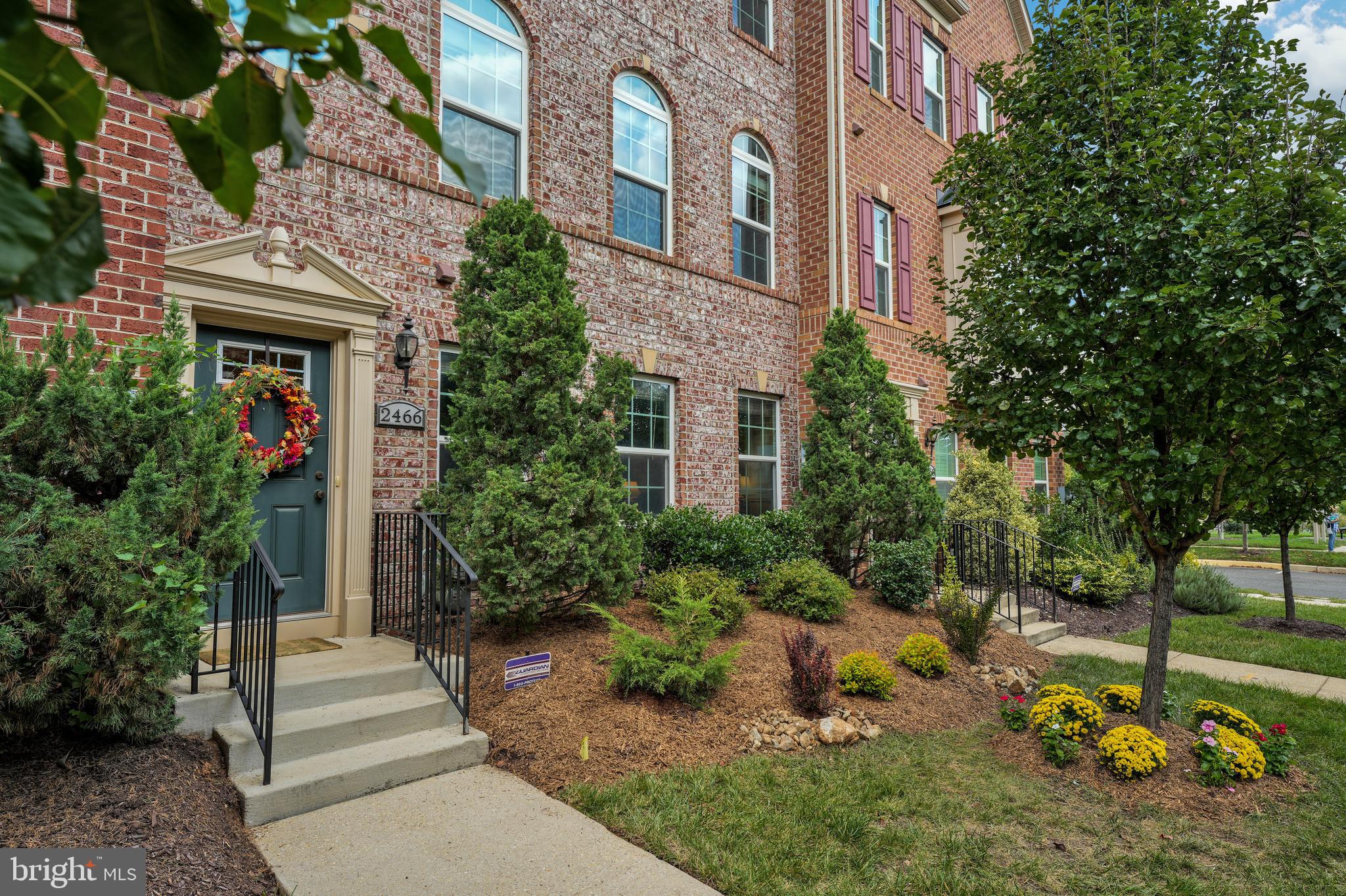 2466 Baldwin Crescent Northeast Washington, DC 20018 - Photo 2 of 58