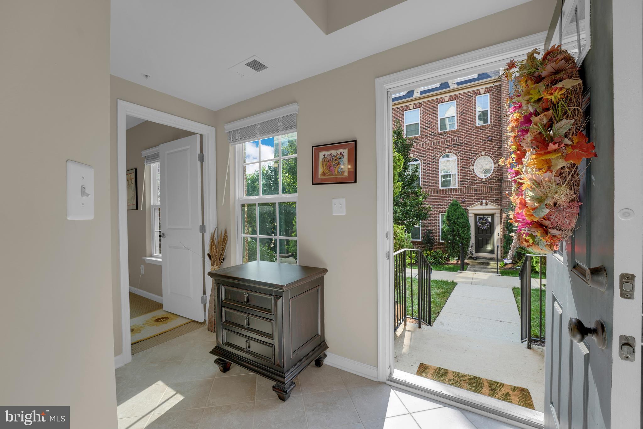 2466 Baldwin Crescent Northeast Washington, DC 20018 - Photo 5 of 58