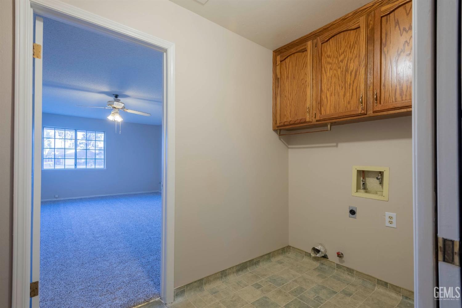 Undisclosed Address Bakersfield, CA 93314 - Photo 13 of 31 a view of an empty room with window