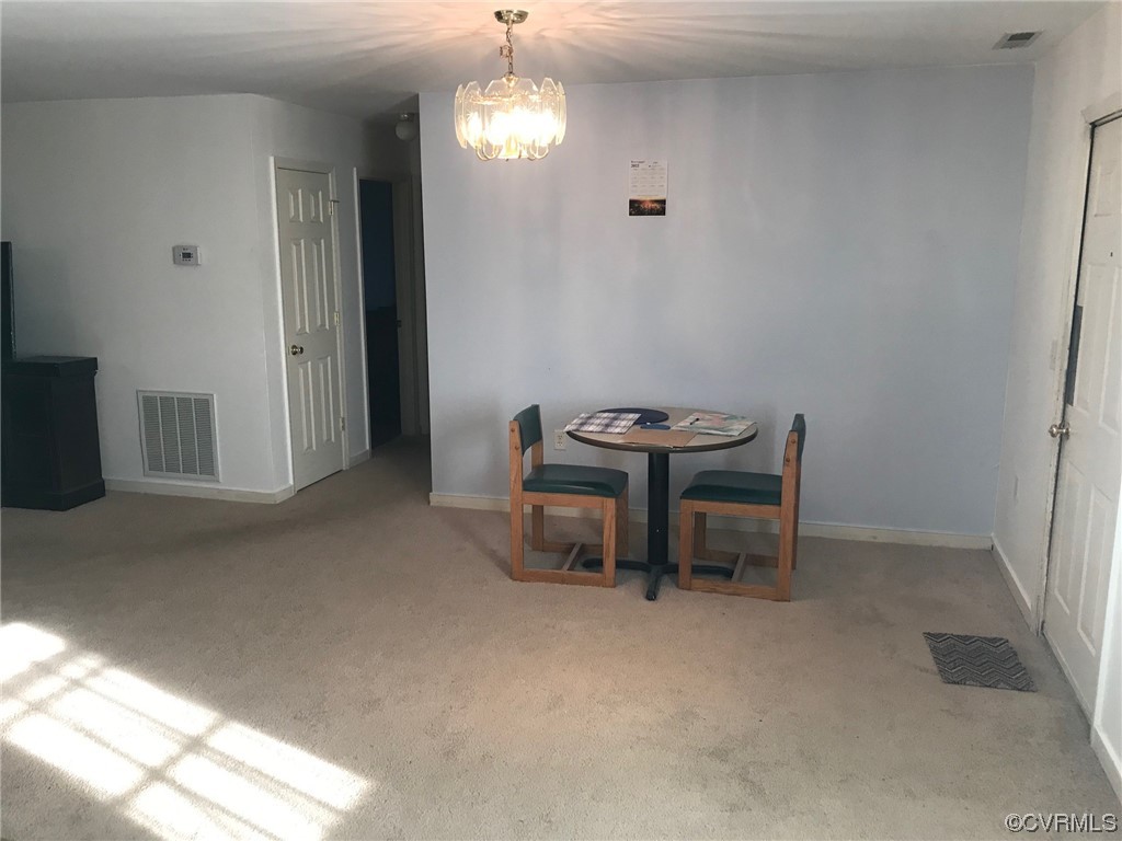 17052 Hunting Quarter Road Waverly, VA 23890 - Photo 11 of 48 Gallery Image 11