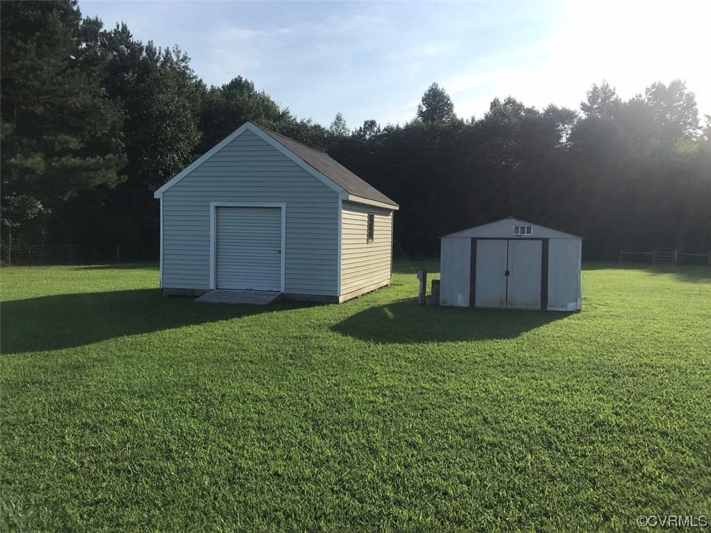 17052 Hunting Quarter Road Waverly, VA 23890 - Photo 38 of 48 Gallery Image 38