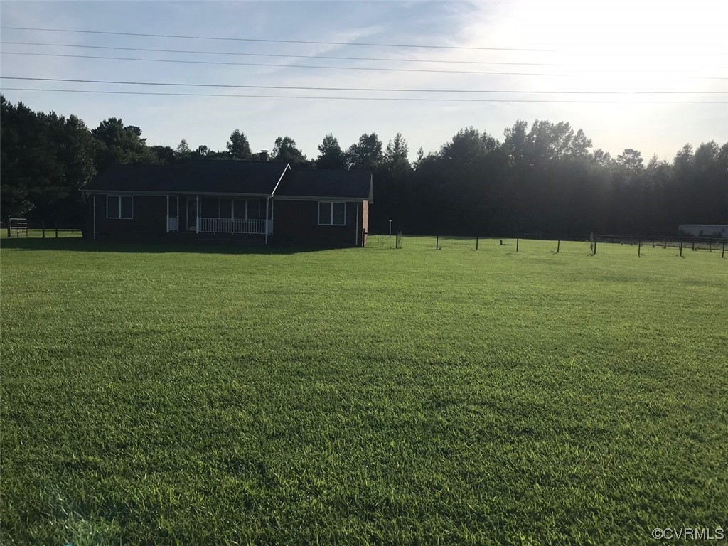17052 Hunting Quarter Road Waverly, VA 23890 - Photo 6 of 48 Gallery Image 6
