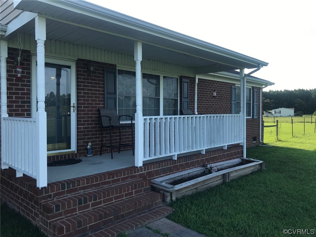 17052 Hunting Quarter Road Waverly, VA 23890 - Photo 8 of 48 Gallery Image 8