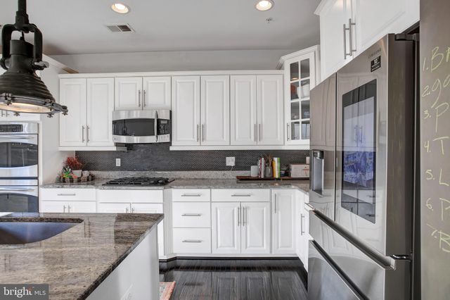 $750,000 | 705 Quayside Court, Unit 94, National Harbor, MD 20745