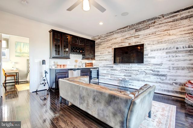 $750,000 | 705 Quayside Court, Unit 94, National Harbor, MD 20745