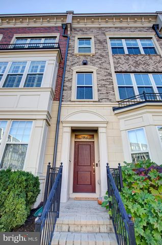 $750,000 | 705 Quayside Court, Unit 94, National Harbor, MD 20745